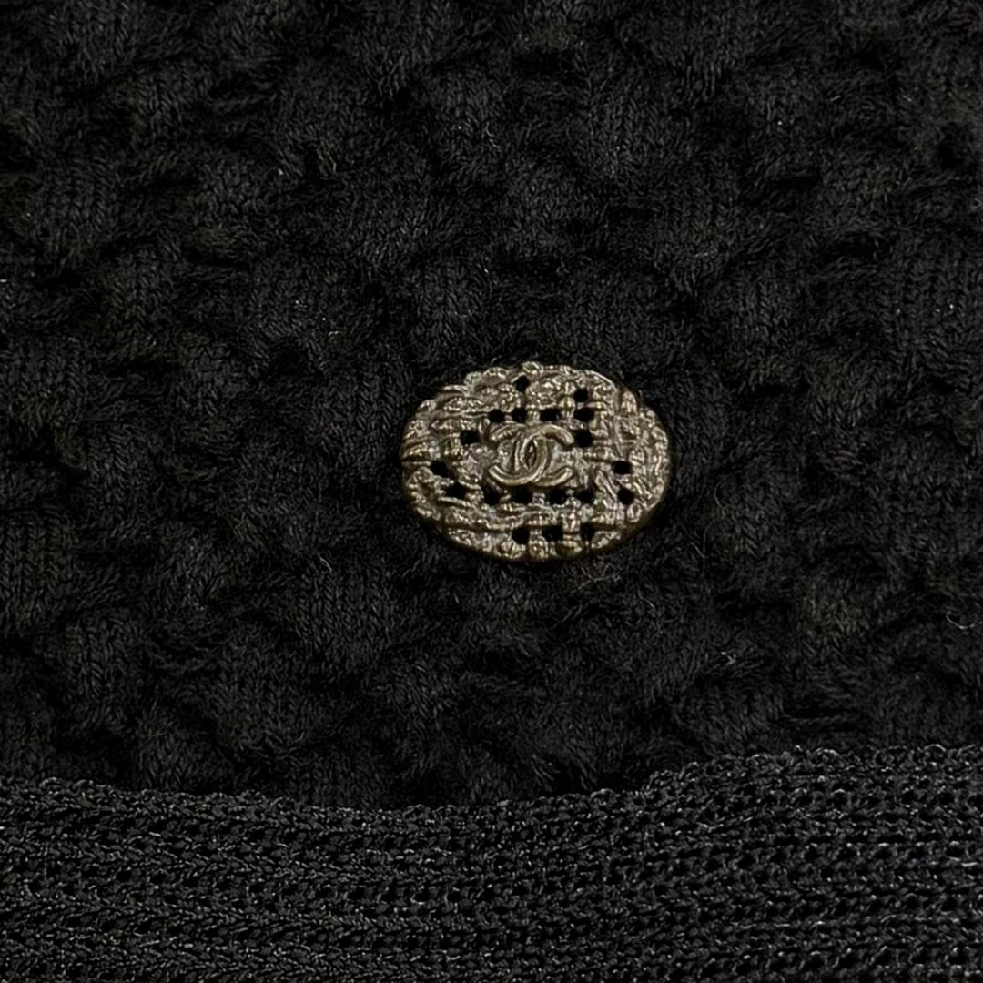 Great CHANEL one piece COCO Button Knit Long Sleeve black wool Women 36 P44558