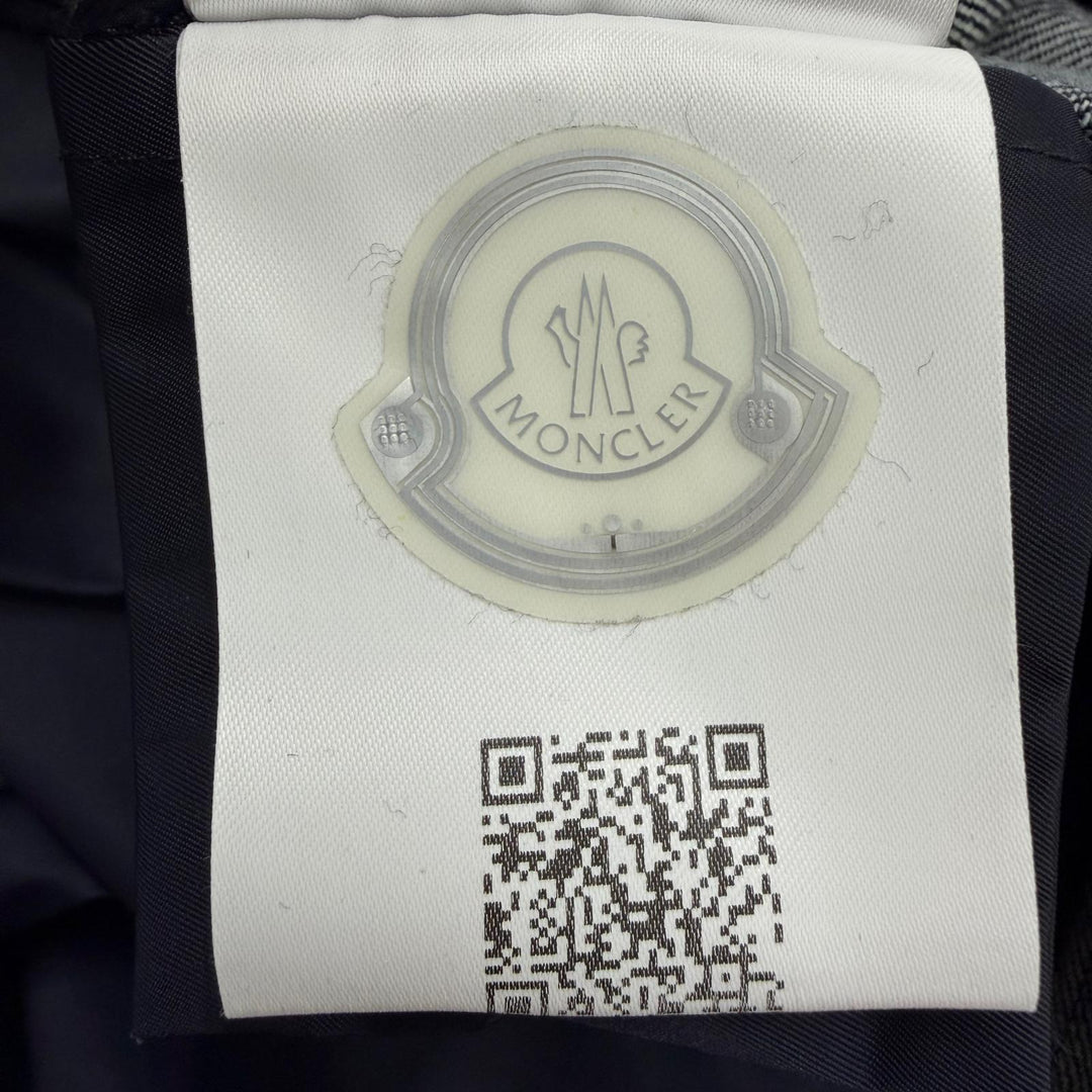 Excellent MONCLER coat PISTACHE Denim with logo patch and belt Indigo blue 0