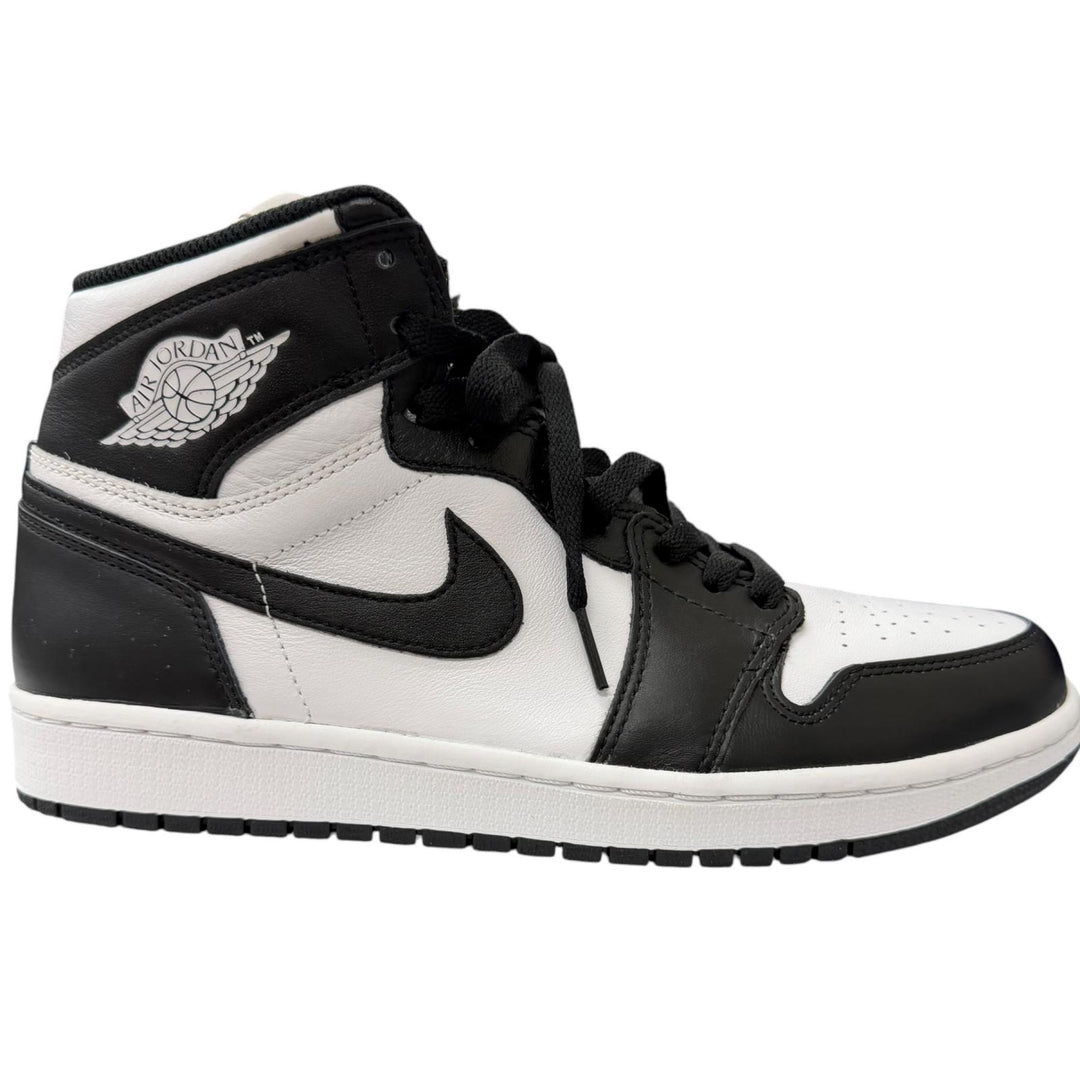 Pristine NIKE High cut sneakers AIR JORDAN 1 RETRO HIGH OG black