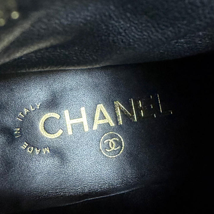 Great CHANEL short boots black leather Women 36 G35154