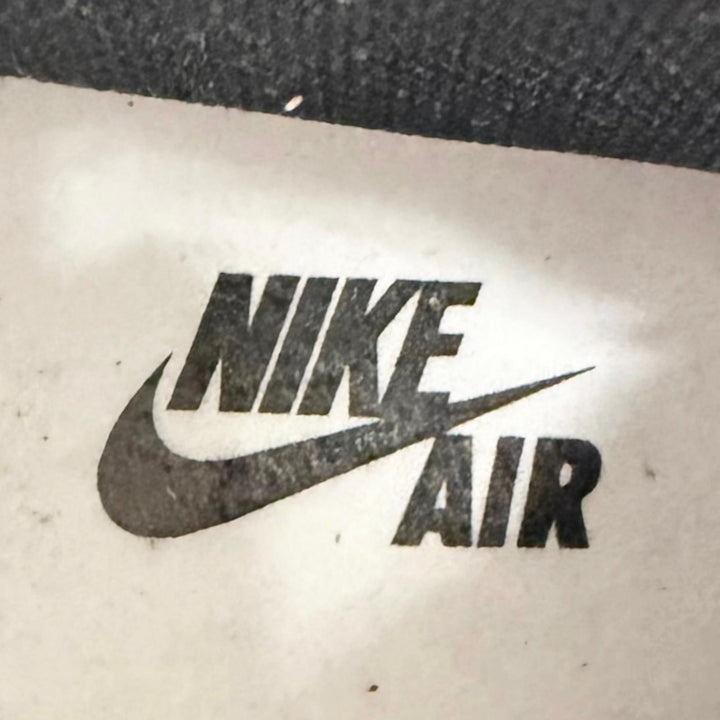 Excellent NIKE High cut sneakers AIR JORDAN 1 RETRO HIGH OG CHICAGO 2015