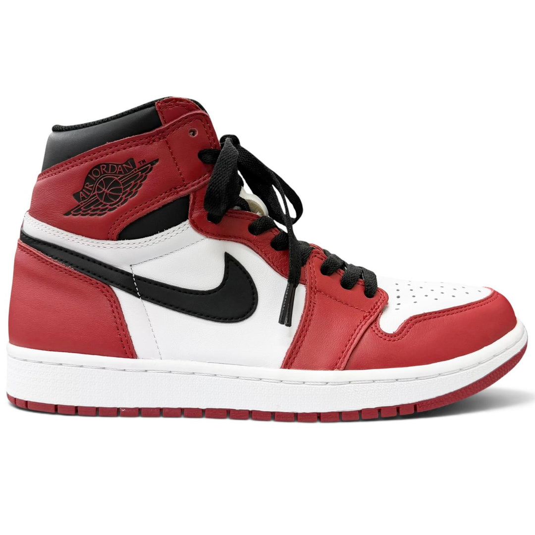 Excellent NIKE High cut sneakers AIR JORDAN 1 RETRO HIGH OG CHICAGO 2015