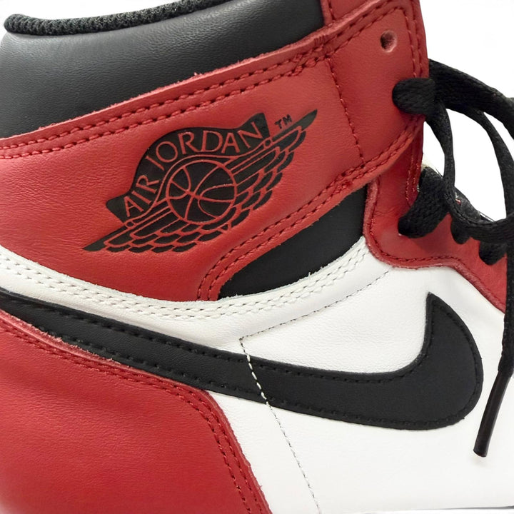 Excellent NIKE High cut sneakers AIR JORDAN 1 RETRO HIGH OG CHICAGO 2015