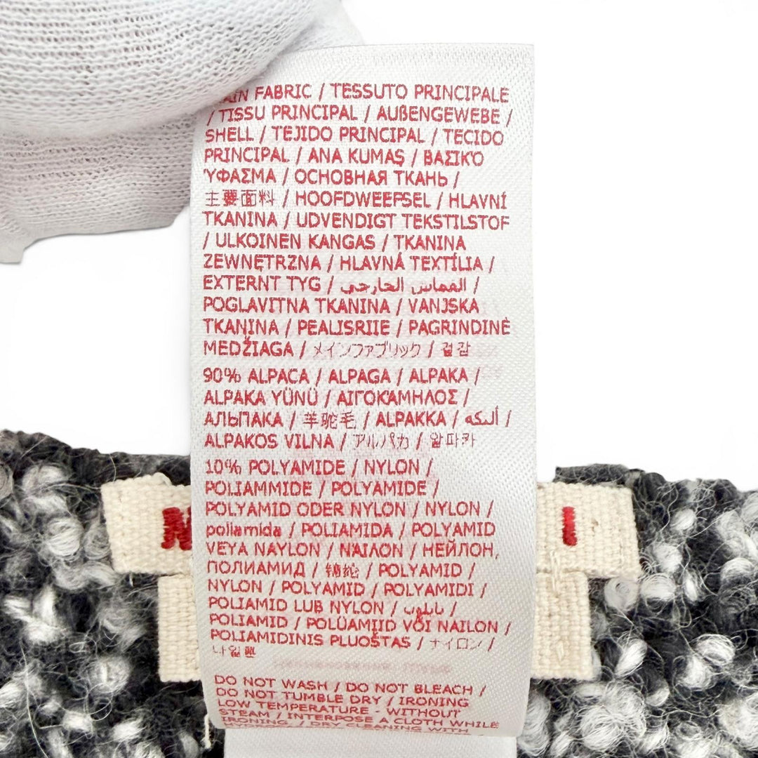 Excellent MARNI Scarf Logo patch, boucle weave, fringe, long alpaca SCMC0145Y0