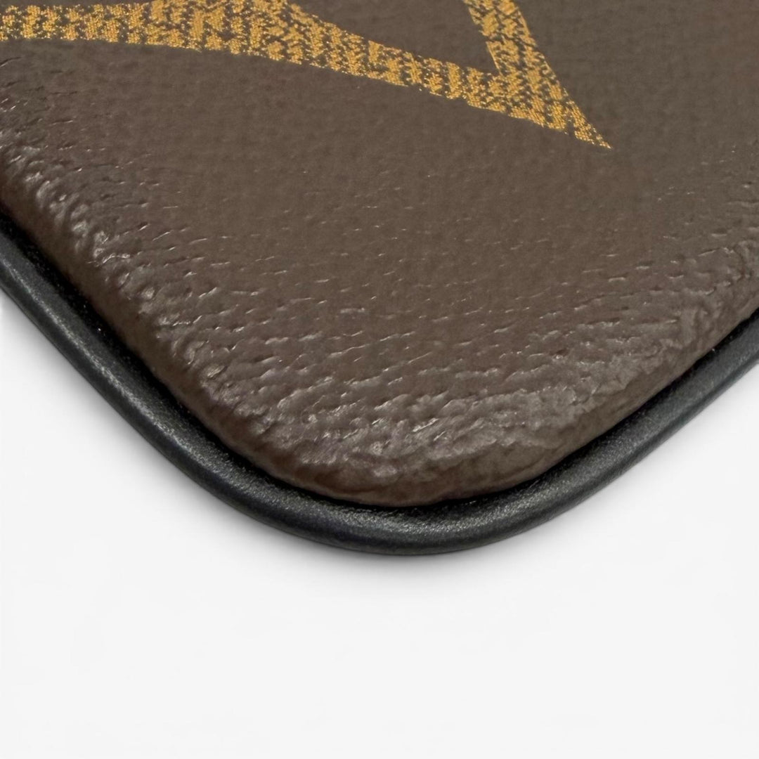 Excellent LOUIS VUITTON Pochette Pochette Trio Brown leather Women M68756