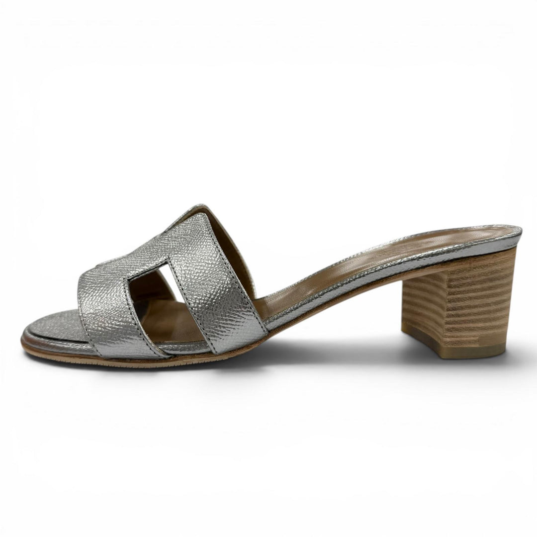 Great HERMES Sandals Oasis H logo leather mules Silver leather Women 36.5