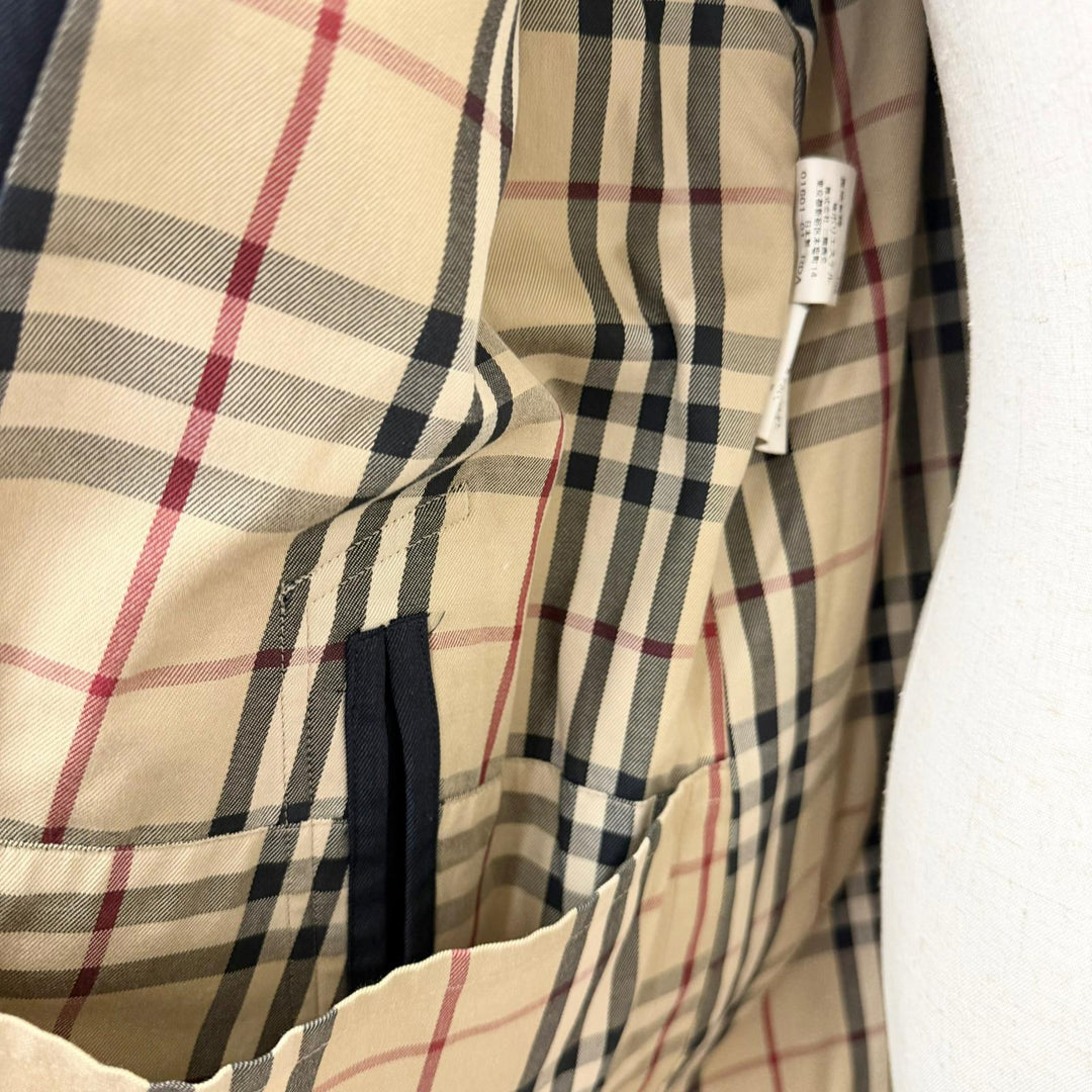 Great BURBERRY LONDON coat Nova check pattern on the back Navy wool mens