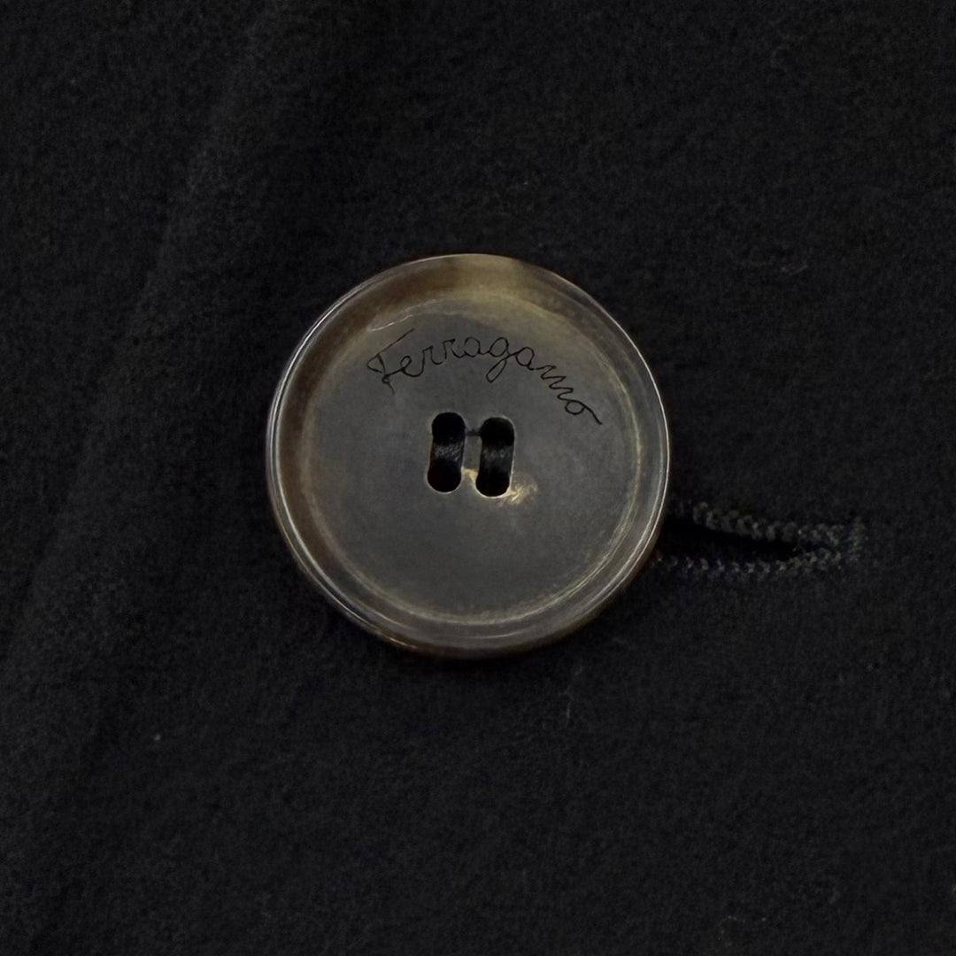 Great Salvatore Ferragamo Chester coat Single logo button black Virgin wool 52