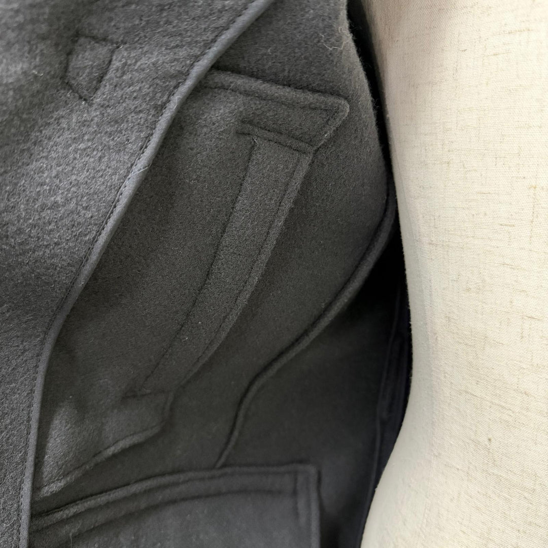 Great Salvatore Ferragamo Duffel coat Toggle button elbow patch charcoal