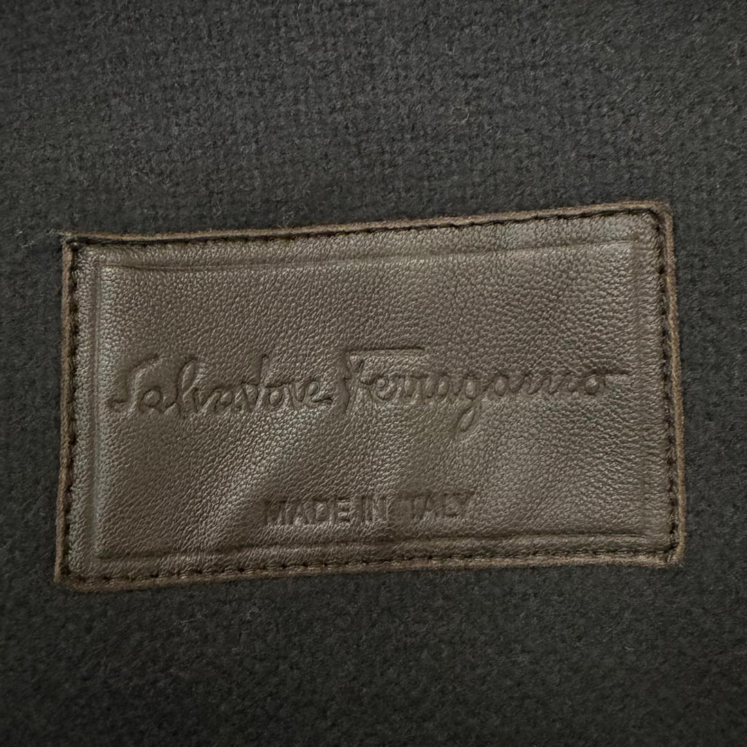 Great Salvatore Ferragamo Duffel coat Toggle button elbow patch charcoal