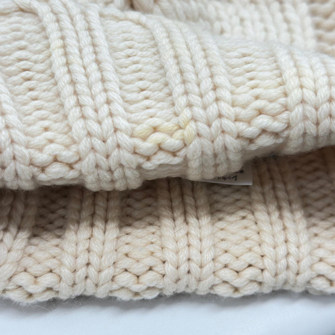 Great CHANEL Knit cap Sports Line COCO MarkMetal with Pom-poms Ivory cashmere