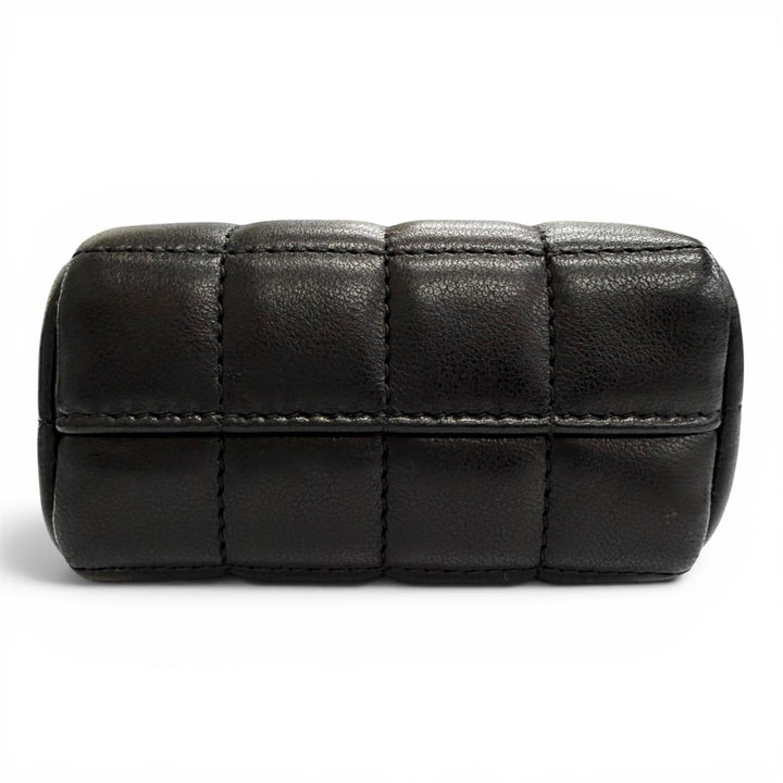Pristine SAINT LAURENT PARIS Pouch Cassandra Logo Square Leather Quilting 778102