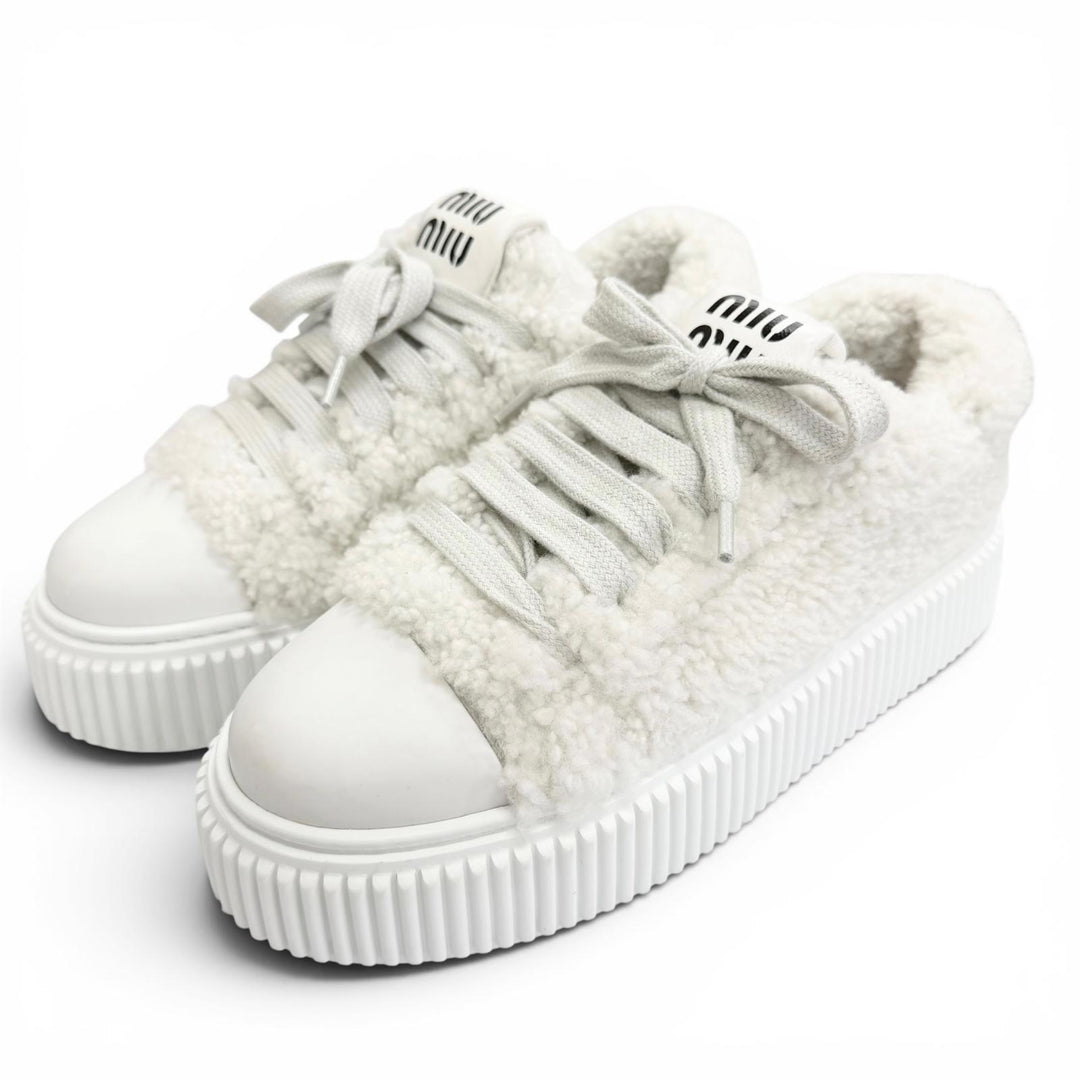 Great MIUMIU sneakers Logo Boa Shearling white Bore Women 38 988 8830