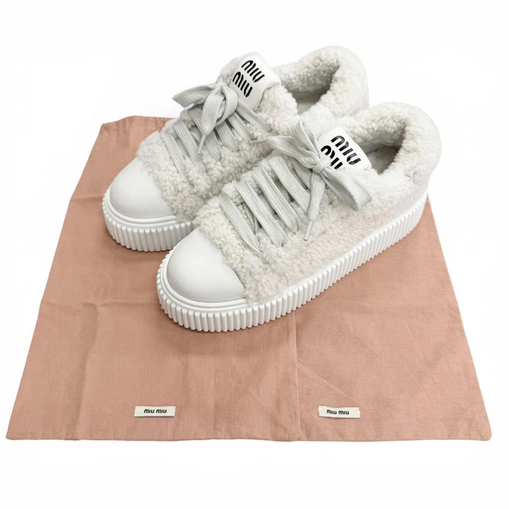 Great MIUMIU sneakers Logo Boa Shearling white Bore Women 38 988 8830
