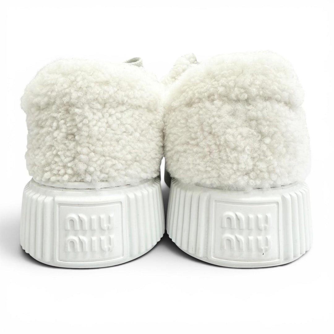 Great MIUMIU sneakers Logo Boa Shearling white Bore Women 38 988 8830