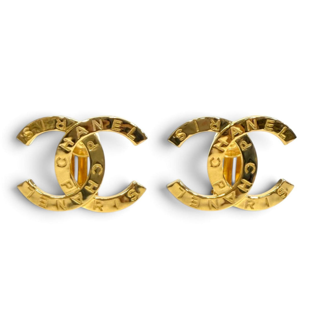 Great CHANEL Earring COCO Mark logo design, large size gold Women B20A