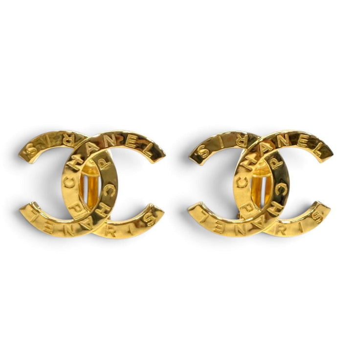 Great CHANEL Earring COCO Mark logo design, large size gold Women B20A