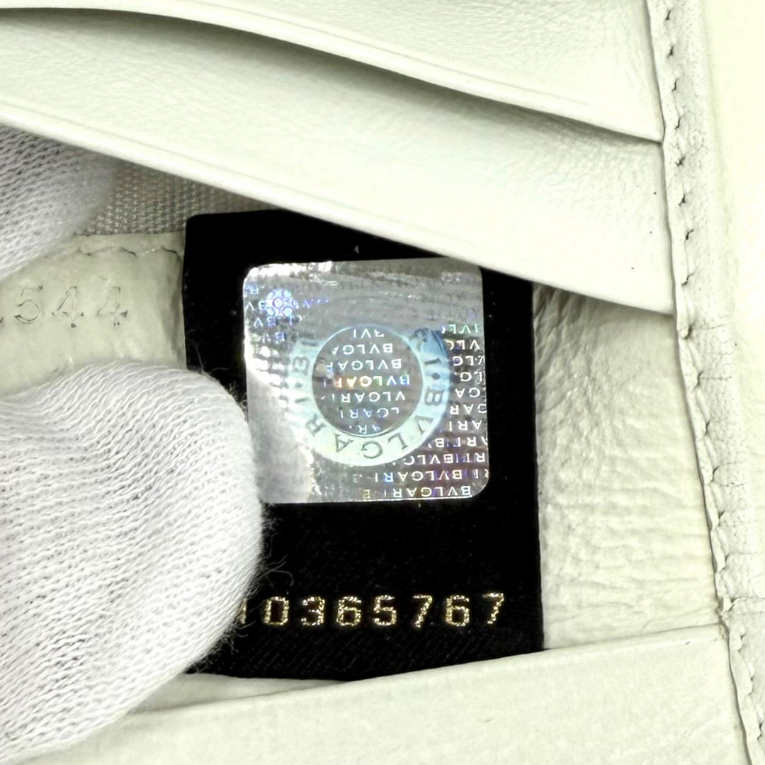 Great BVLGARI Bifold Wallet Parentesi Leather white leather Women