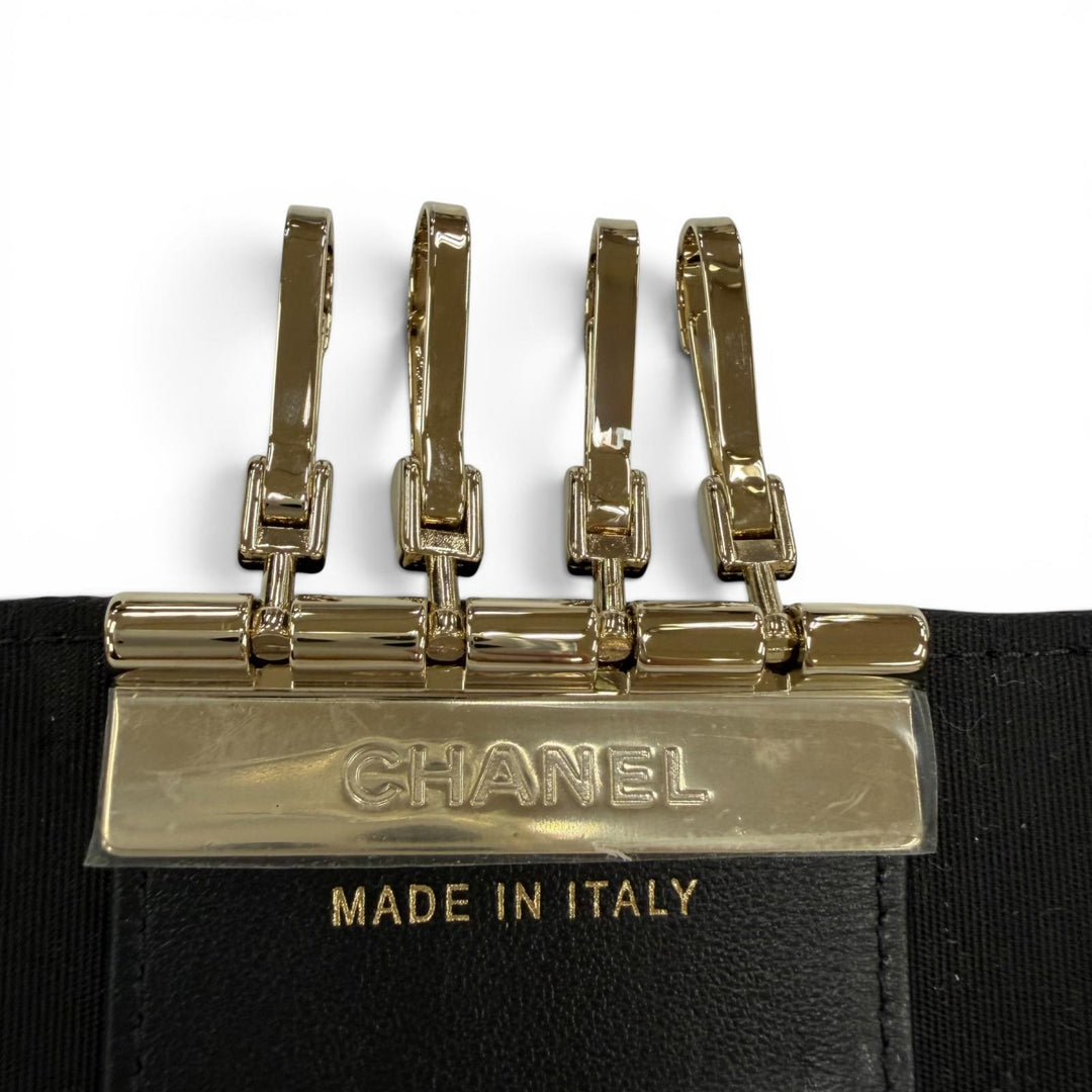 Excellent CHANEL Key holder Boy chanel COCO Mark Matelassé 4-ring key holder