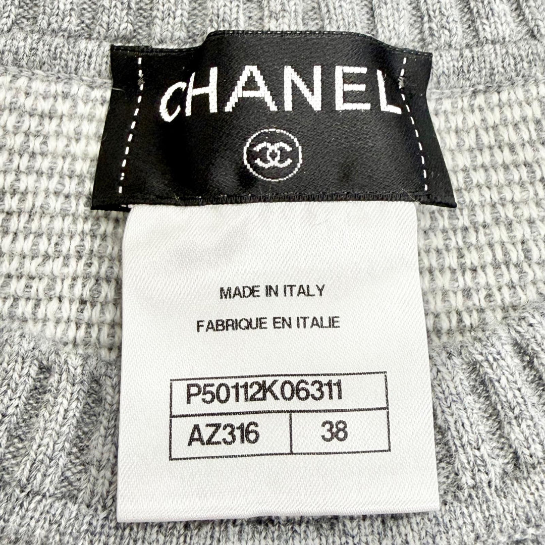Excellent CHANEL Lion Crew Neck Long Sleeve Knit Sweater gray cashmere 38 P50112