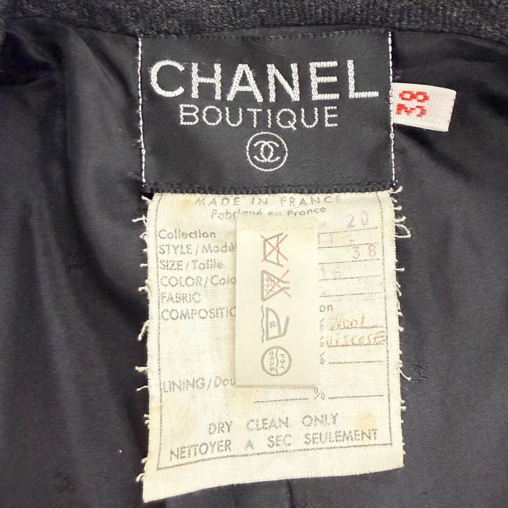 Great CHANEL two-piece set 90s Clover Button Pleated Skirt Suit 38