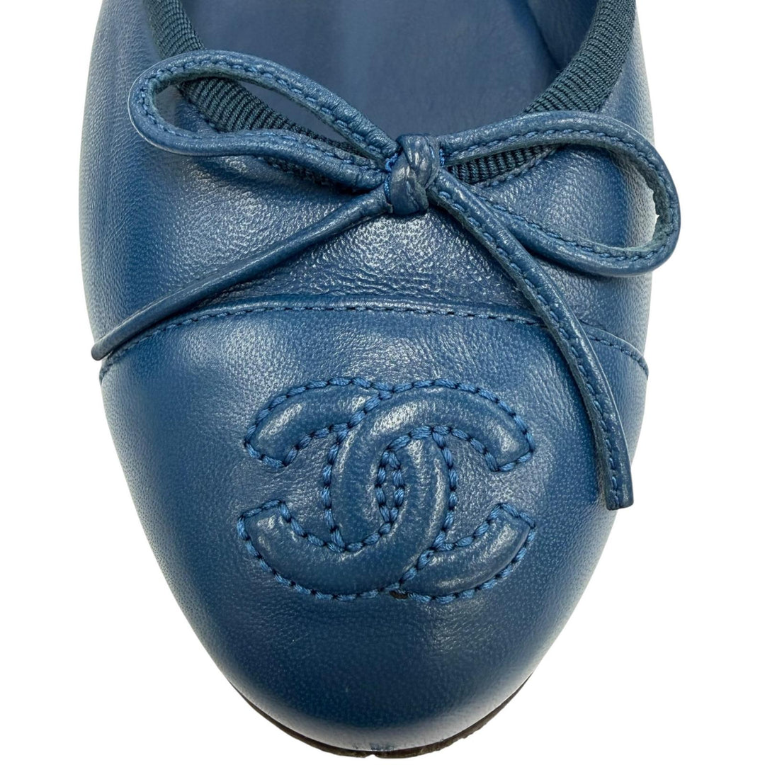 Great CHANEL Ballet shoes ballerina COCO Mark Leather Flat Pumps 35.5 G02819