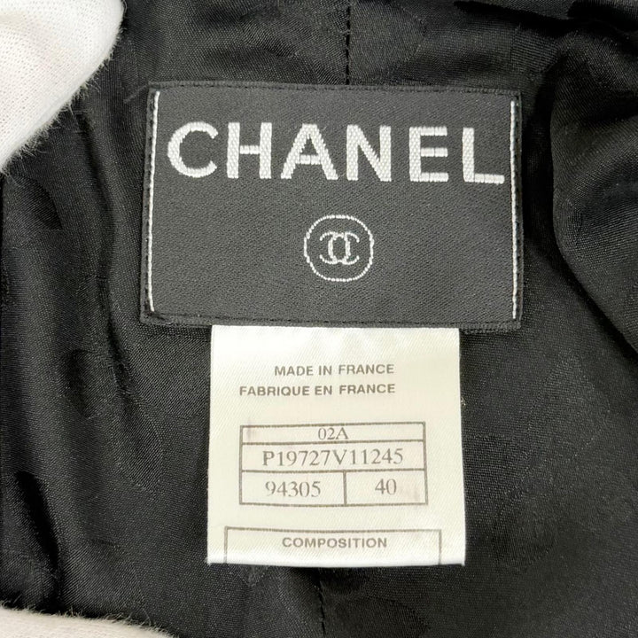 Great CHANEL Jacket COCO Mark satin piping black wool Women 40 02A P19727