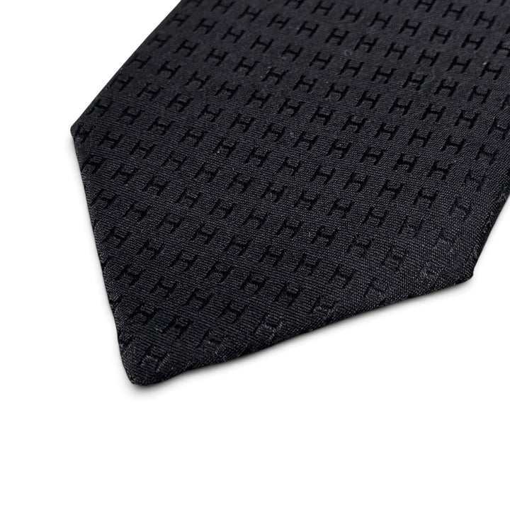 Excellent HERMES tie Fasone H H pattern black silk mens