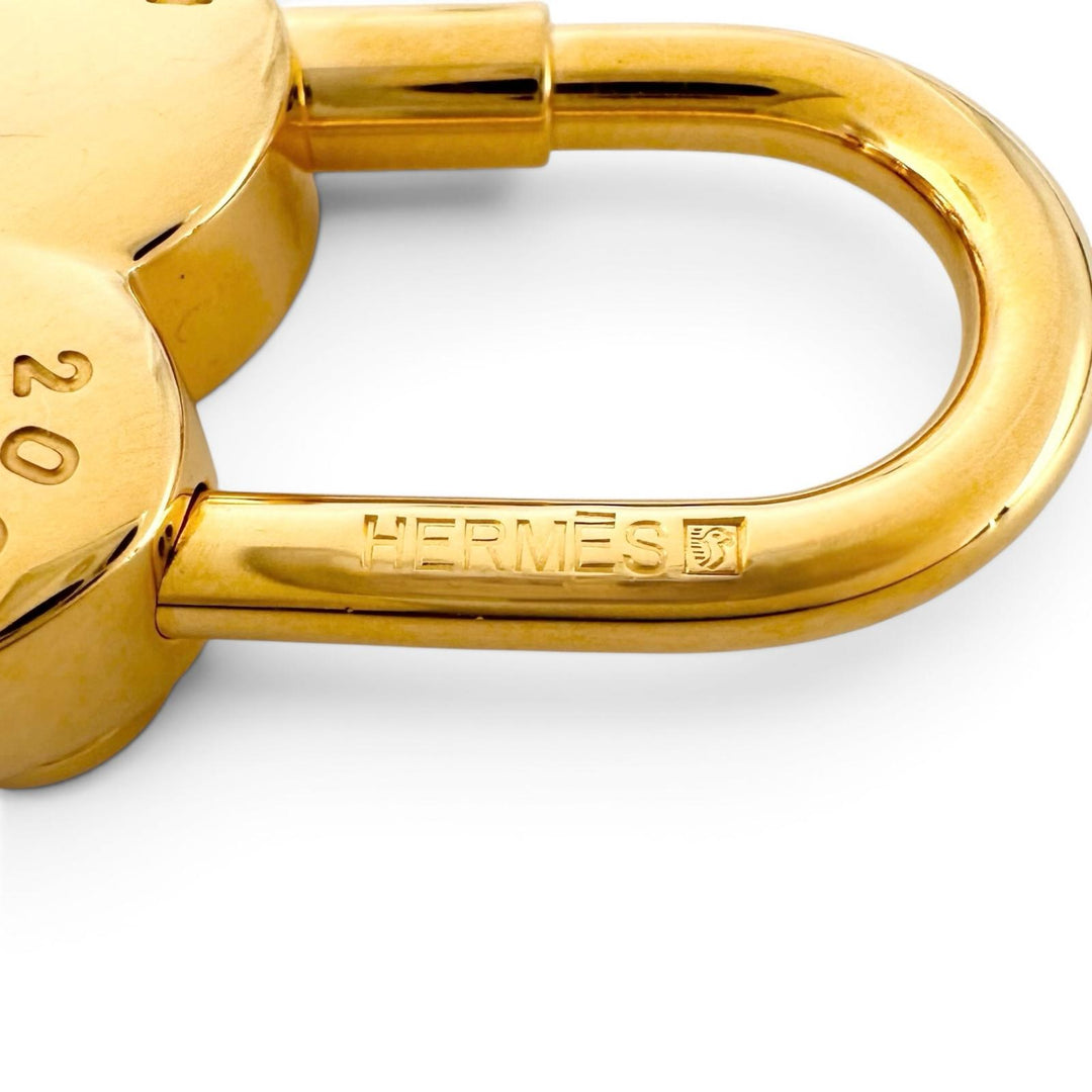 Great HERMES charm Cadena Rock Heart Fantasy padlock gold plating Women