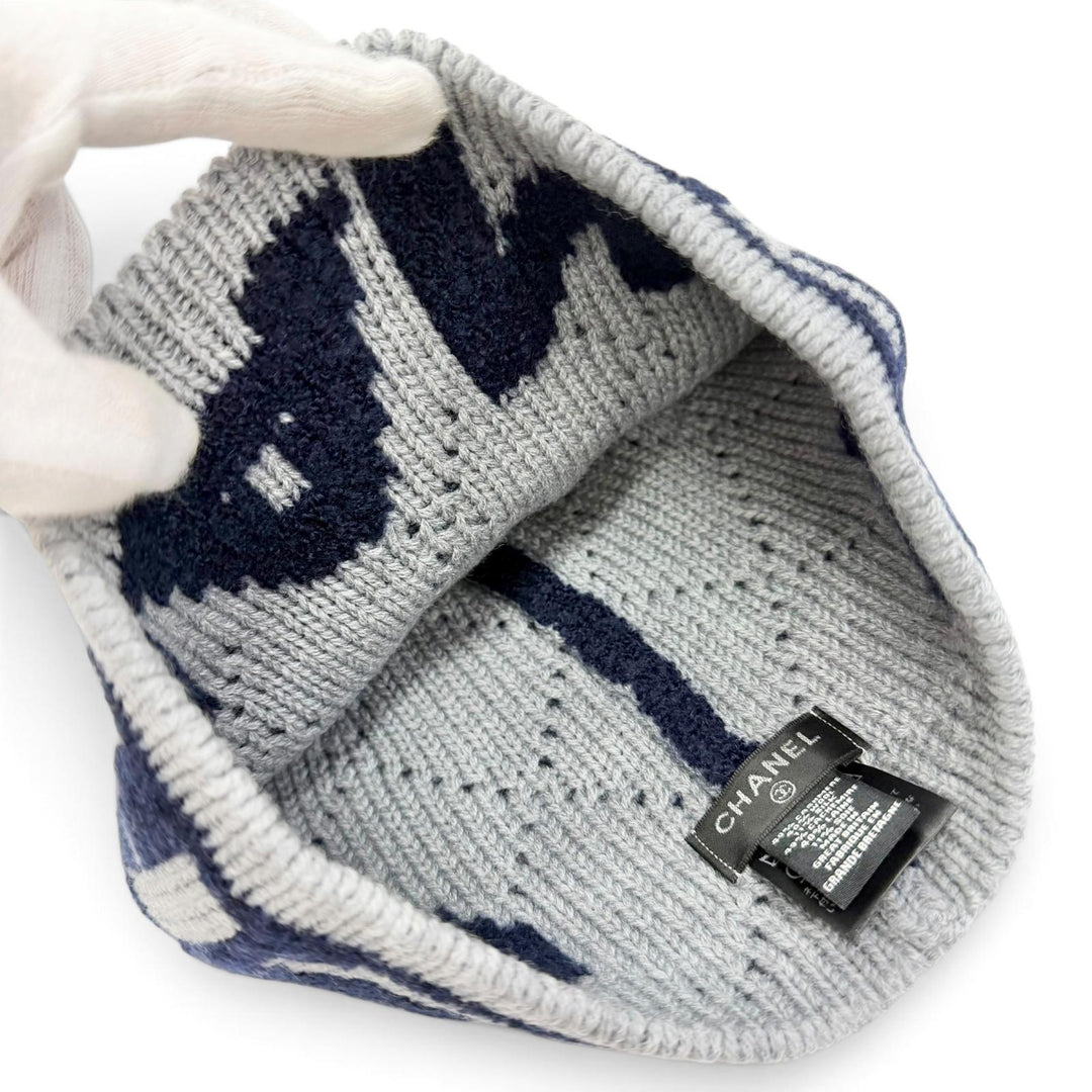 Great CHANEL Knit cap Logo design knit hat beanie Dark navy cashmere Women 21B