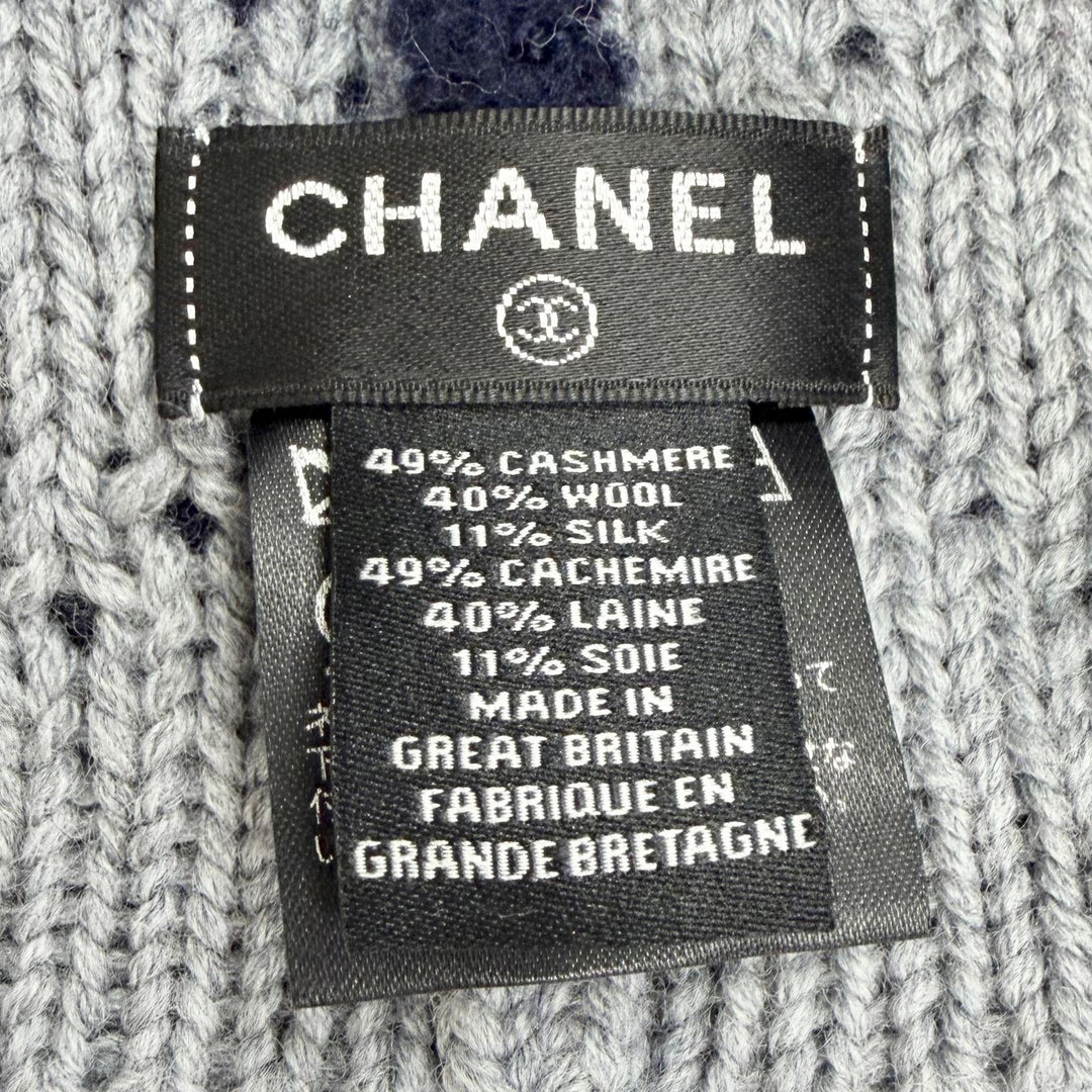 Great CHANEL Knit cap Logo design knit hat beanie Dark navy cashmere Women 21B