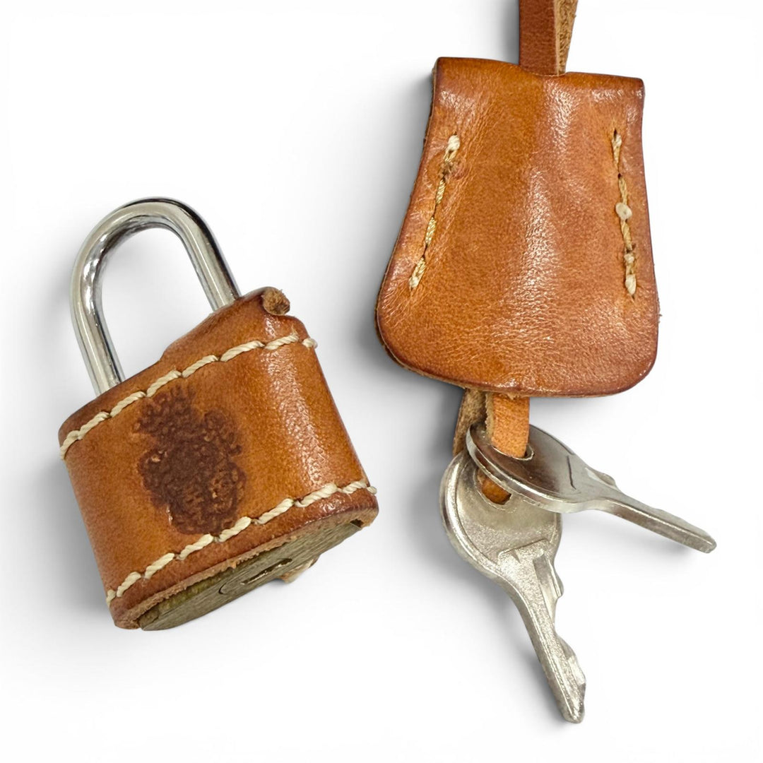 Great Felisi Shoulder Bag Two keys, padlock, logo leather patch, bonsac bag