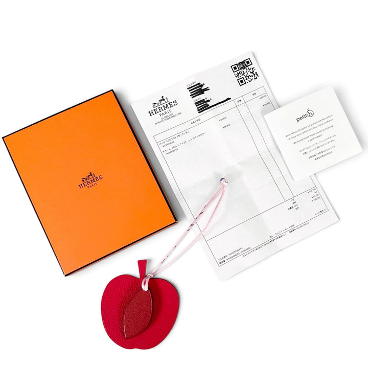 Pristine HERMES charm Pomme et feuille Apple Leaf Red series leather Women