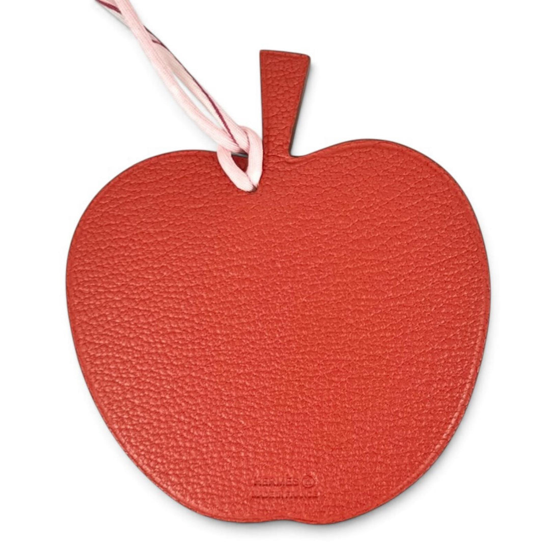 Pristine HERMES charm Pomme et feuille Apple Leaf Red series leather Women
