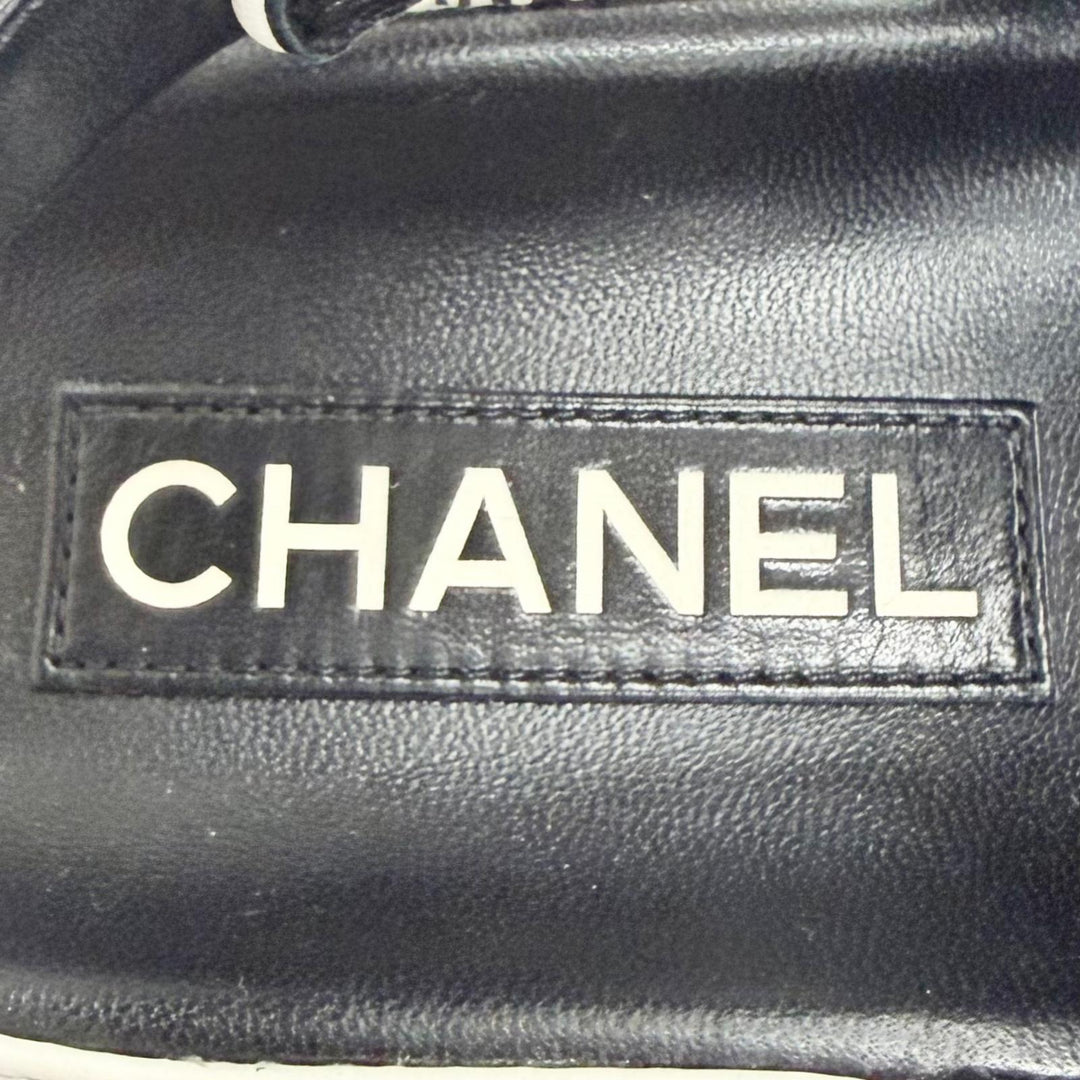 Excellent CHANEL Sandals COCO Mark Camellia Flat Leather white 36 G35927