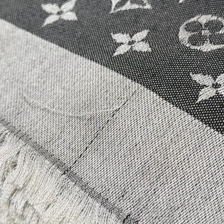 Great LOUIS VUITTON Stall Shawl monogram denim fringe gray silk Women M71378