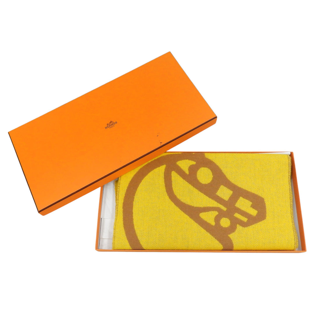 Excellent HERMES Scarf Buckle en camaieu Two-tone fringe yellow cashmere Women