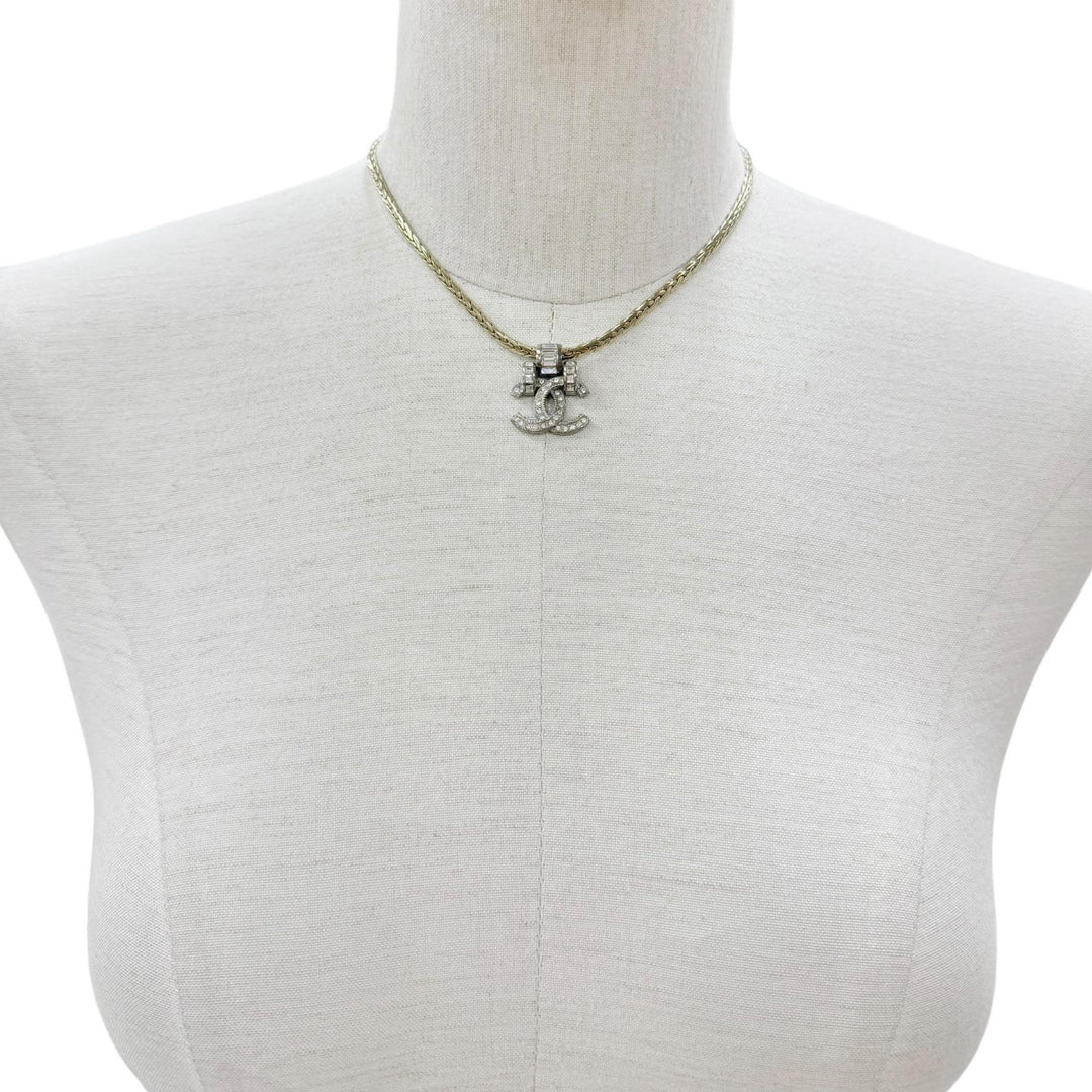 Great CHANEL Necklace COCO Mark Bijou Decoration Silver Women A23P