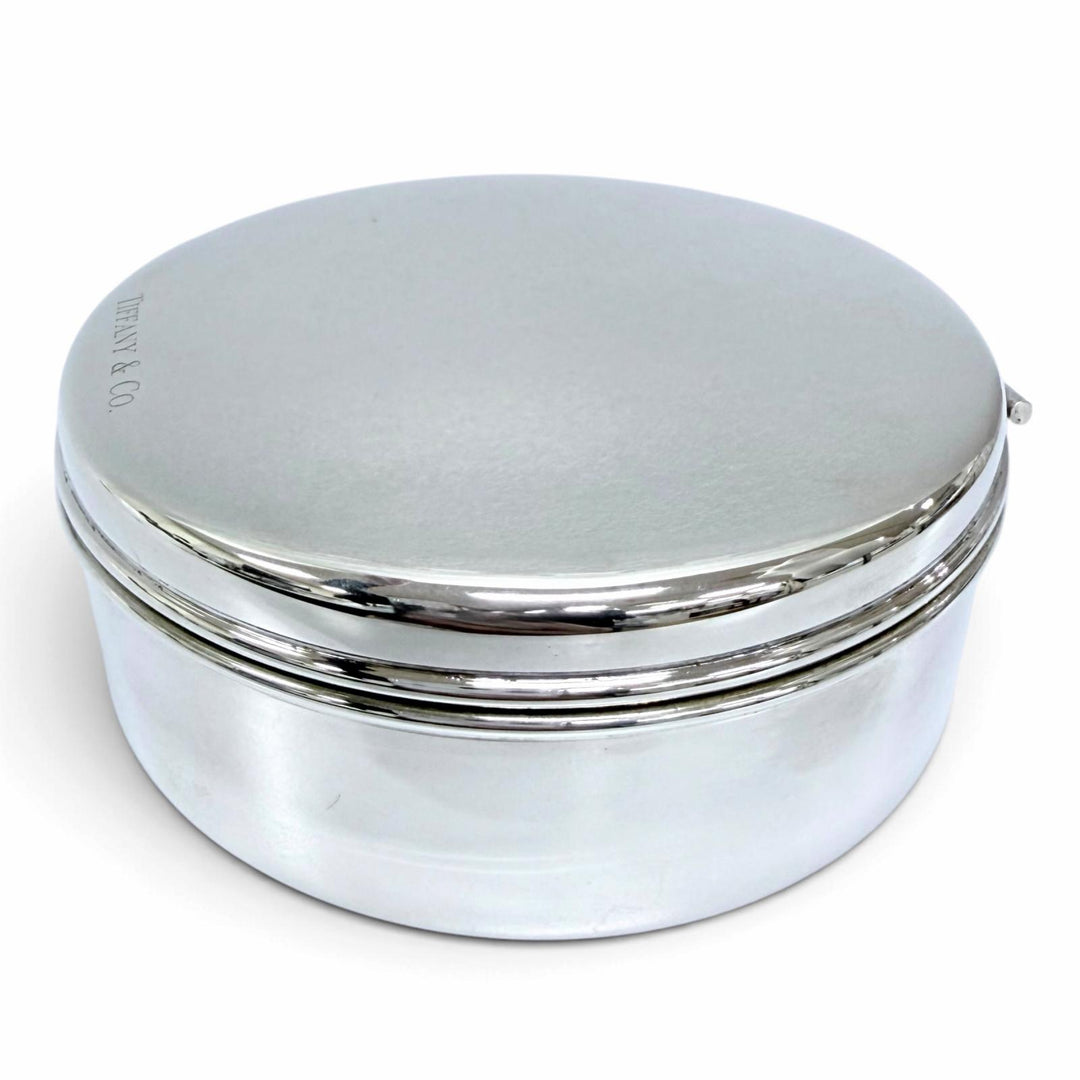 Great TIFFANY&Co. Accessory case, small item storage, interior decor Silver 925