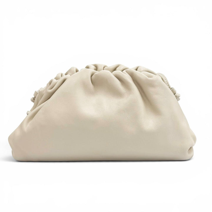 Excellent BOTTEGAVENETA Shoulder Bag Mini the pouch purse Ivory leather 585852