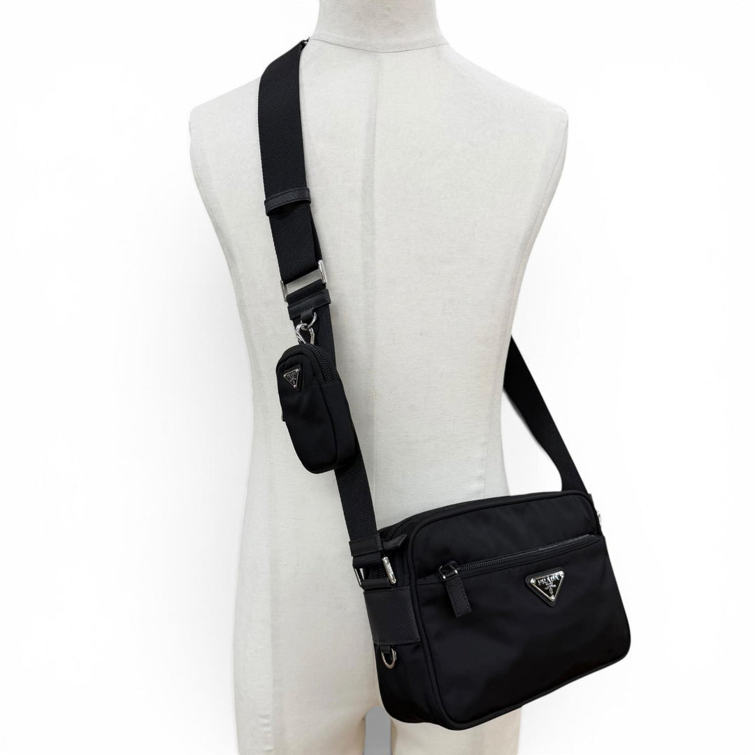 Great PRADA Shoulder Bag Triangle logo Re-Nylon black Nylon mens 1BC167