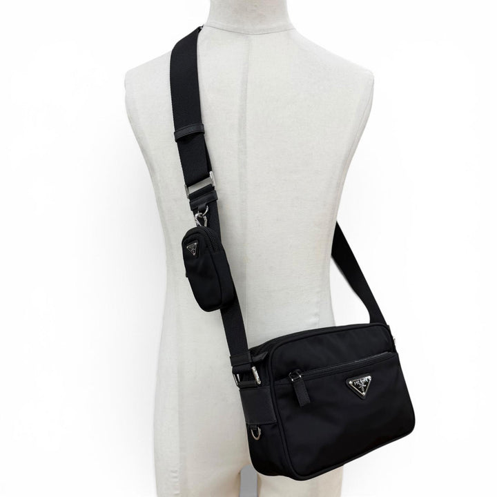 Great PRADA Shoulder Bag Triangle logo Re-Nylon black Nylon mens 1BC167