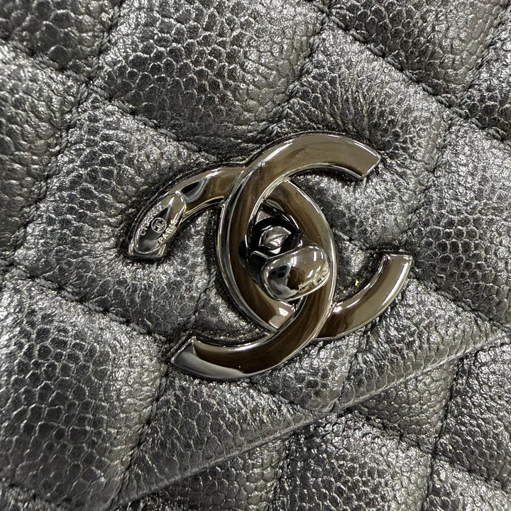 Great CHANEL Handbag Coco Handle 29 Large Top Handle Flap 2-Way Caviar skin