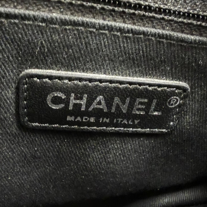 Great CHANEL Handbag Coco Handle 29 Large Top Handle Flap 2-Way Caviar skin