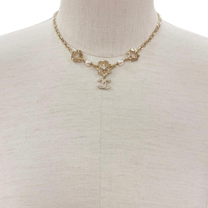 Great CHANEL Necklace COCO Mark Flower motif gold Rhinestone Women I25C ABE965