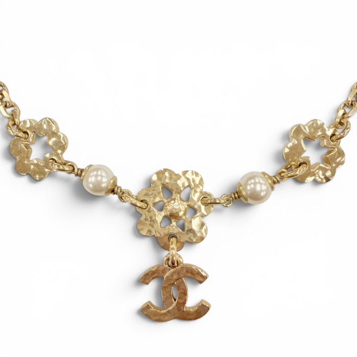 Great CHANEL Necklace COCO Mark Flower motif gold Rhinestone Women I25C ABE965