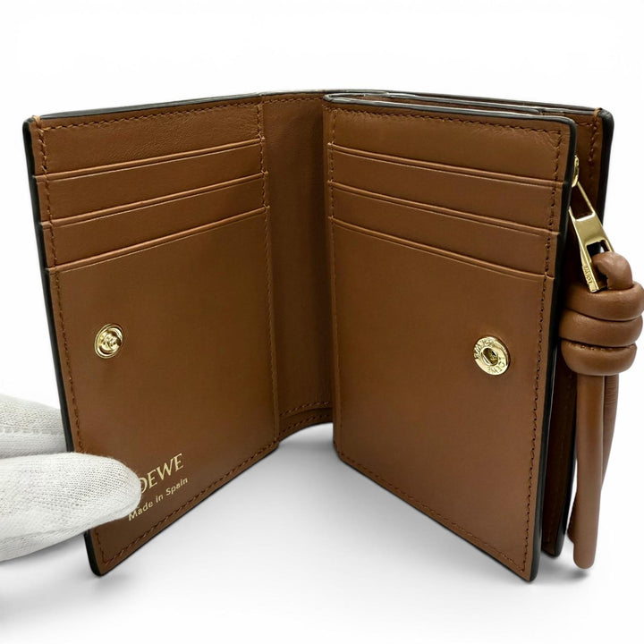 Great LOEWE Bifold Wallet Knot Compact Wallet shiny napa calf Women CEM1NCWX01