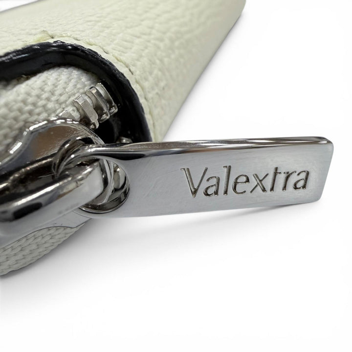Excellent Valextra Zip around card folder Pass case white Soft Calfskin