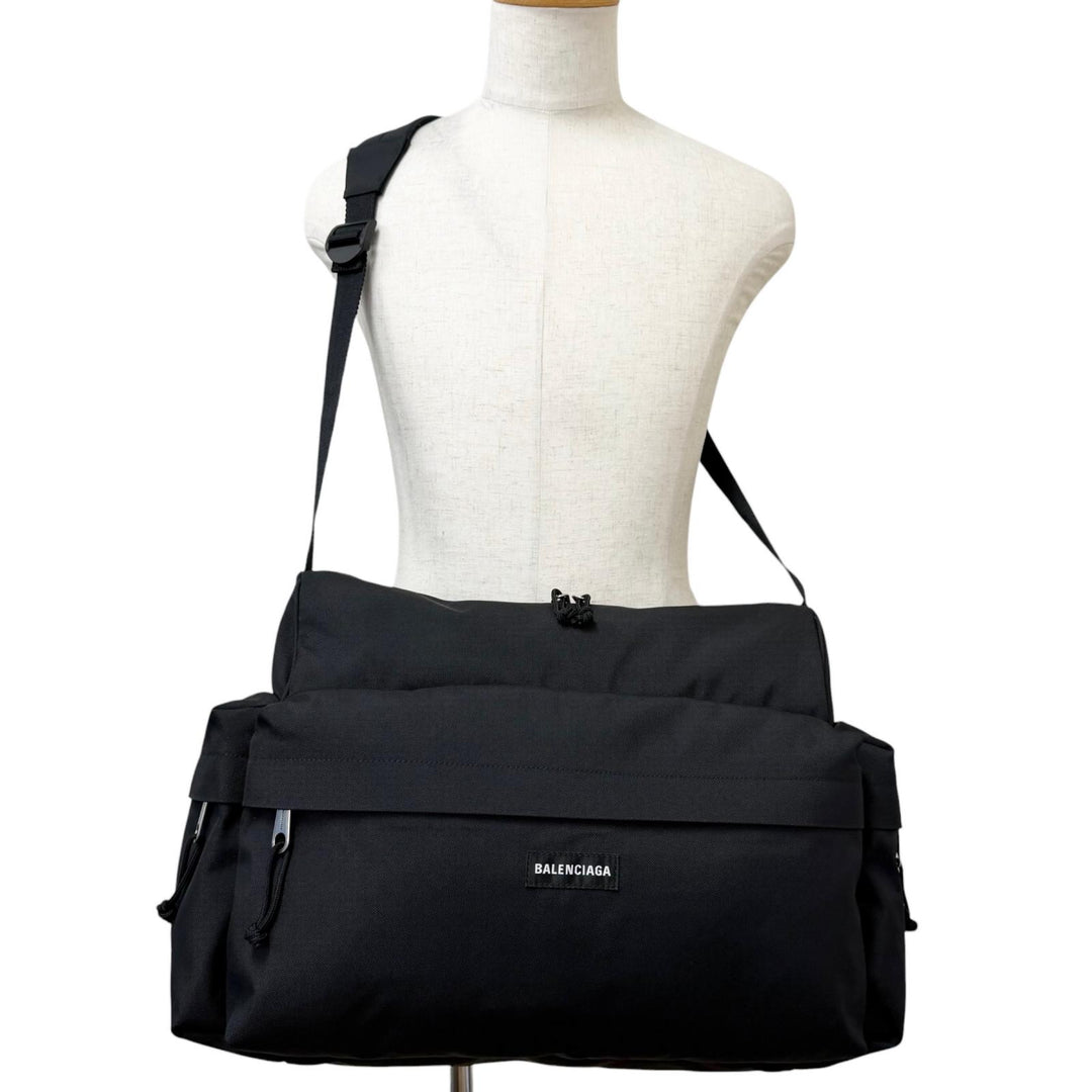 Great BALENCIAGA Shoulder Bag Explorer Multi-Pocket Weekender Medium