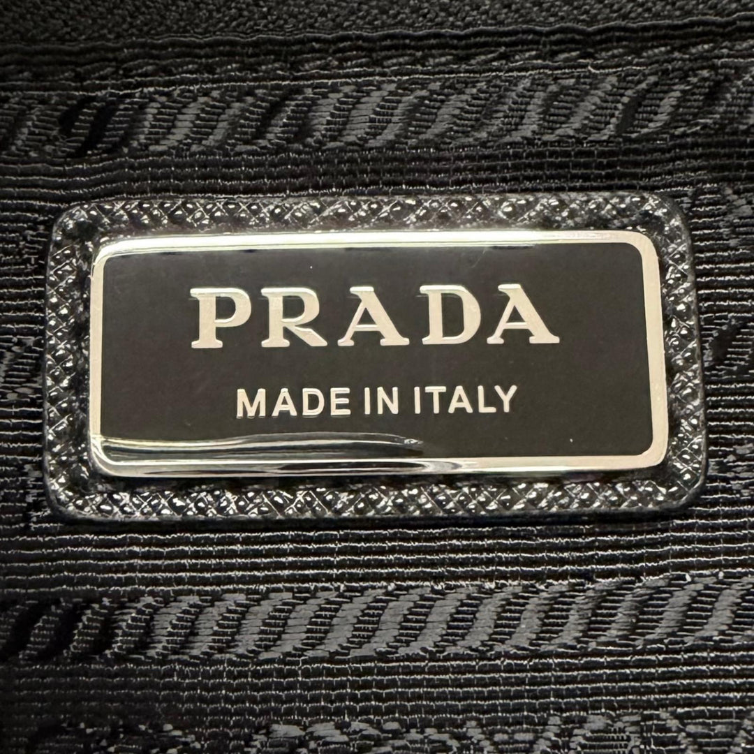 Great PRADA Sling bag Triangle logo Re-Nylon black Recycled nylon mens 2VL033